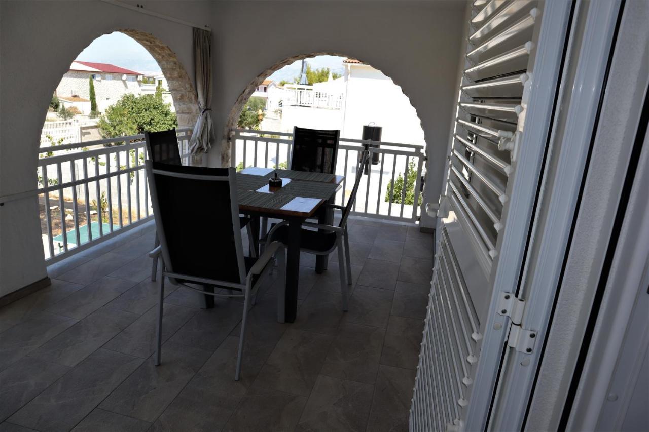 Apartmani Sanja Vir Buitenkant foto