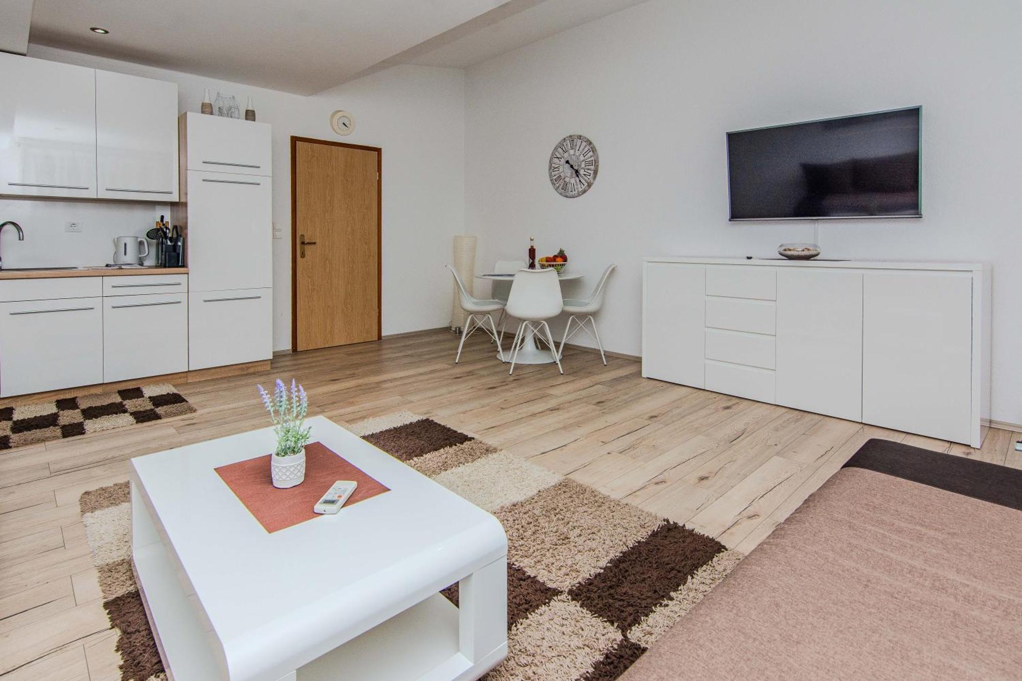 Apartmani Sanja Vir Buitenkant foto