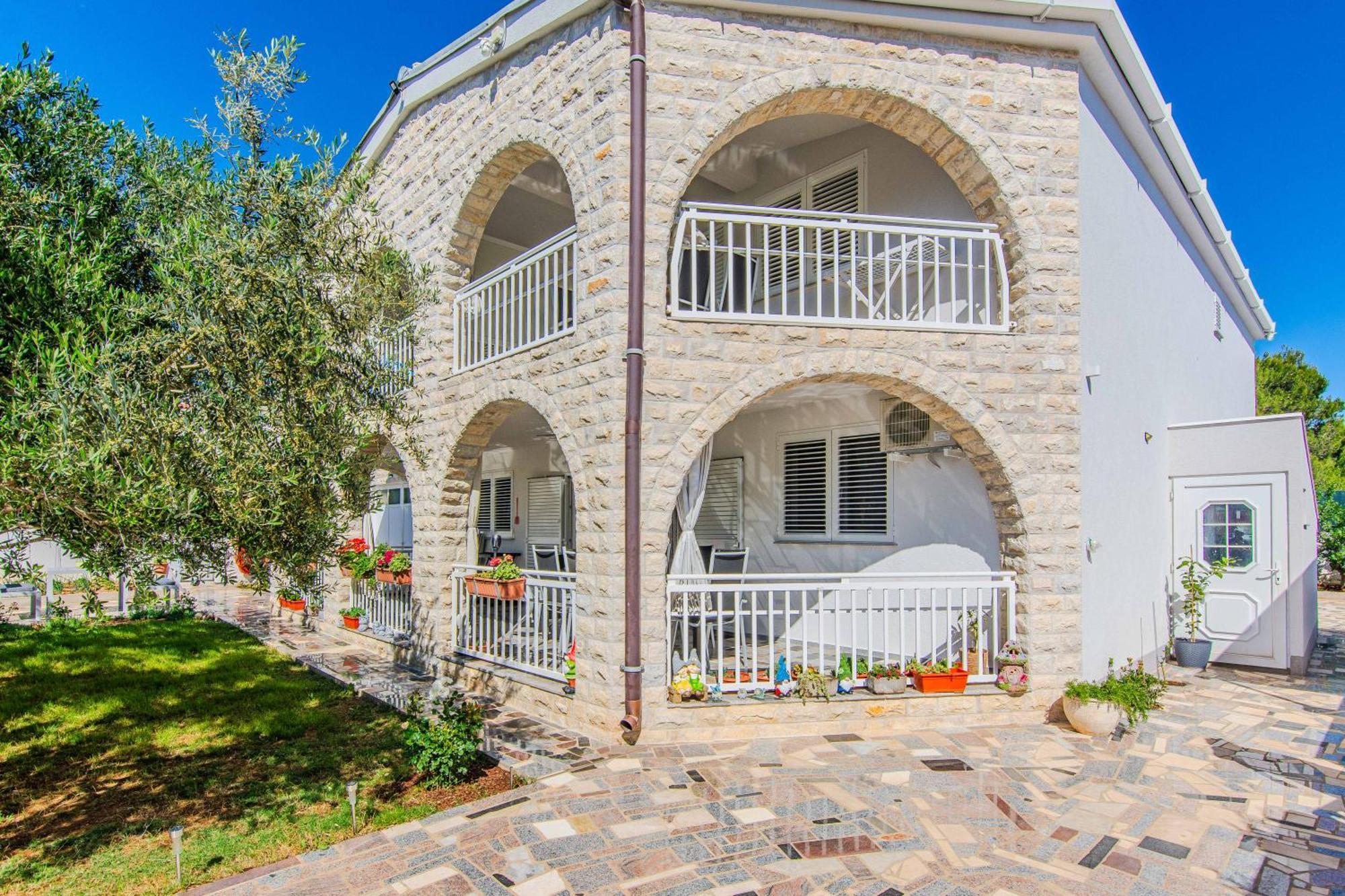 Apartmani Sanja Vir Buitenkant foto