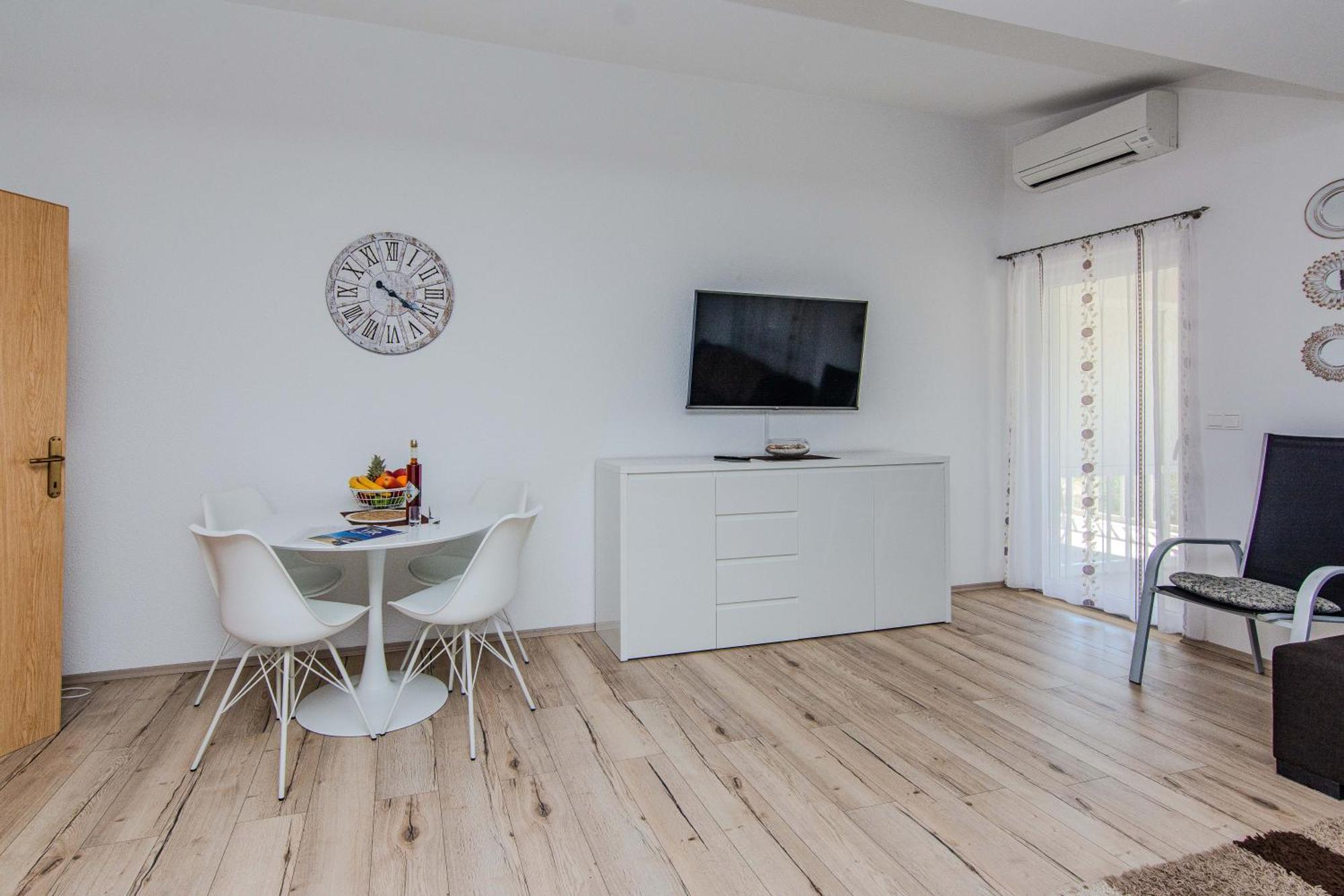 Apartmani Sanja Vir Buitenkant foto